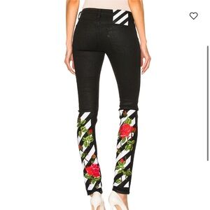 Off-White c/o Virgil Abloh Main Label Roses Black distressed skinny L jeans